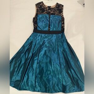 Carmen Marc Valvo Metallic Blue and Black Lace Dress